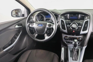 Хетчбэк Ford Focus 2012 года, 649000 рублей, Пермь