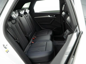 Внедорожник Audi Q5 2025 года, 5493055 рублей, Москва