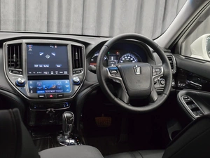 Седан Toyota Crown 2015 года, 2625000 рублей, Красноярск