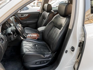 Внедорожник Infiniti QX70 2013 года, 2439000 рублей, Саратов