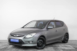 Хетчбэк Hyundai i30 2011 года, 749000 рублей, Кемерово