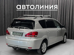 Минивэн Toyota Ipsum 2001 года, 650000 рублей, Красноярск