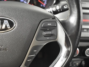 Хетчбэк Kia Rio 2016 года, 975200 рублей, Казань