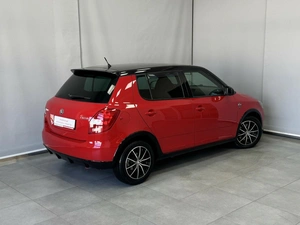Хетчбэк Skoda Fabia 2014 года, 835000 рублей, Красноярск