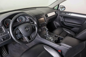 Внедорожник Volkswagen Touareg 2014 года, 1949000 рублей, Пермь