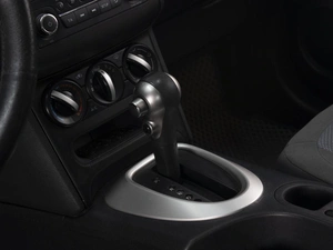 Внедорожник Nissan Qashqai 2012 года, 950000 рублей, Омск