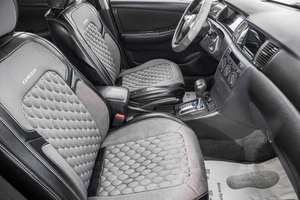 Хетчбэк Toyota Corolla 2005 года, 649000 рублей, Барнаул