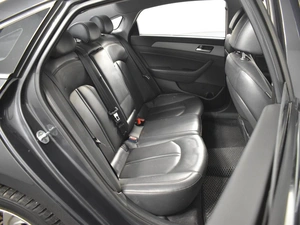 Седан Hyundai Sonata 2018 года, 1635100 рублей, Казань