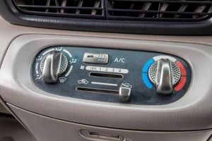 Минивэн Nissan Serena 1999 года, 649000 рублей, Барнаул