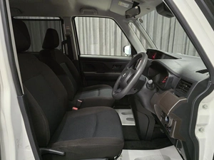 Минивэн Toyota Roomy 2021 года, 1040000 рублей, Красноярск