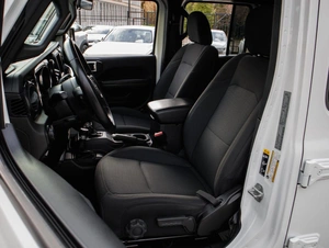 Внедорожник Jeep Wrangler 2021 года, 4700000 рублей, Большой Сочи