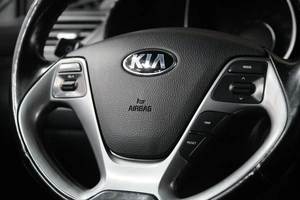 Седан Kia Rio 2016 года, 999000 рублей, Омск