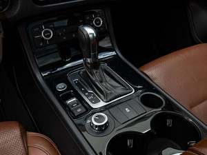 Внедорожник Volkswagen Touareg 2014 года, 2468000 рублей, Краснодар