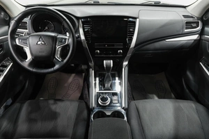 Внедорожник Mitsubishi Pajero Sport 2020 года, 3869000 рублей, Новокузнецк