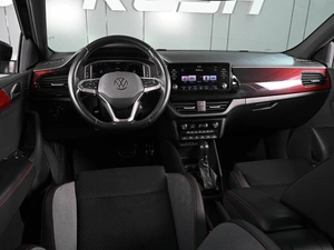 Лифтбек Volkswagen Polo 2022 года, 1800000 рублей, Аксай