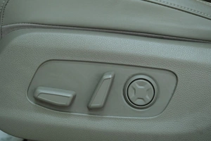 Минивэн Kia Carnival 2021 года, 4359000 рублей, Омск