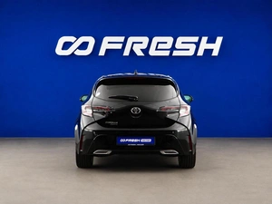 Хетчбэк Toyota Corolla 2022 года, 2250999 рублей, Москва