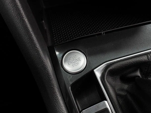 Внедорожник Volkswagen Tiguan 2019 года, 2199000 рублей, Тюмень