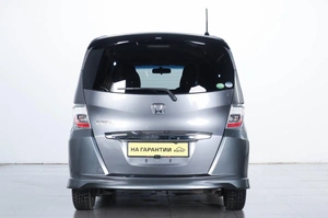 Минивэн Honda Freed 2012 года, 1439000 рублей, Челябинск