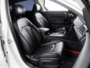 Седан Kia Optima 2017 года, 2139000 рублей, Тюмень