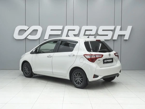 Хетчбэк Toyota Vitz 2018 года, 1420000 рублей, Ростов-на-Дону