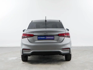 Седан Hyundai Solaris 2018 года, 1396444 рублей, Москва