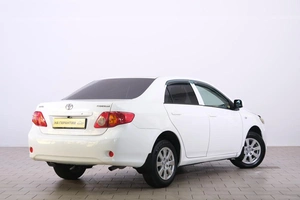 Седан Toyota Corolla 2008 года, 769000 рублей, Омск