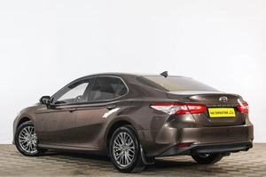 Седан Toyota Camry 2020 года, 2899000 рублей, Тюмень