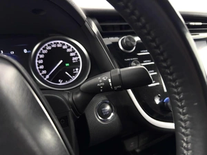 Седан Toyota Camry 2019 года, 2650100 рублей, Казань