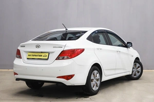 Седан Hyundai Solaris 2015 года, 1169000 рублей, Новосибирск