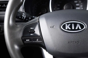 Хетчбэк Kia Rio 2012 года, 749000 рублей, Пермь
