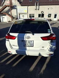 Универсал Toyota Corolla Fielder 2016 года, 1205000 рублей, Красноярск