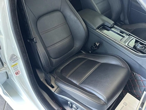 Седан Jaguar XE 2019 года, 2730000 рублей, Уфа
