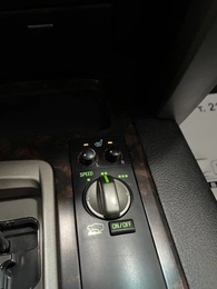 Внедорожник Toyota Land Cruiser 2011 года, 3297000 рублей, Солонцы