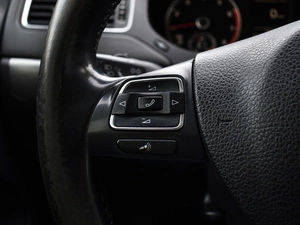 Седан Volkswagen Jetta 2011 года, 990000 рублей, Краснодар