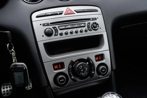 Седан Peugeot 408 2014 года, 600000 рублей, Ульяновск