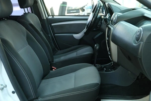Внедорожник Renault Duster 2015 года, 1079000 рублей, Омск