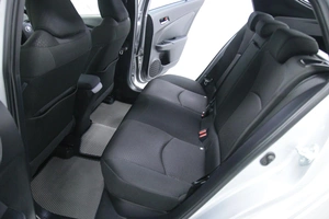 Лифтбек Toyota Prius 2019 года, 1738000 рублей, Солонцы