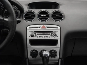 Хетчбэк Peugeot 308 2010 года, 520000 рублей, Красноярск