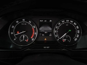 Лифтбек Skoda Superb 2015 года, 1429000 рублей, Воронеж