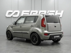 Хетчбэк Kia Soul 2013 года, 877000 рублей, Воронеж