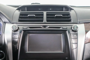 Седан Toyota Camry 2017 года, 2099000 рублей, Пермь