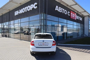 Хэтчбек Skoda Rapid 2014 года, 1180000 рублей, Мирное