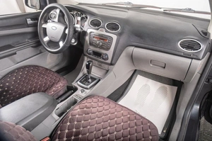 Хетчбэк Ford Focus 2010 года, 399000 рублей, Томск