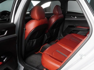 Седан Kia K5 2021 года, 2319000 рублей, Красный Пахарь