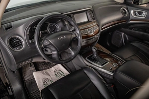 Внедорожник Infiniti QX60 2017 года, 2899000 рублей, Томск