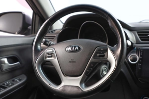 Седан Kia Rio 2017 года, 1229000 рублей, Новосибирск