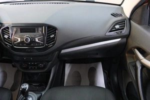 Седан ВАЗ (LADA) Vesta 2018 года, 1039000 рублей, Омск