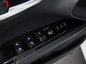 Седан Toyota Camry 2019 года, 2673444 рублей, Москва