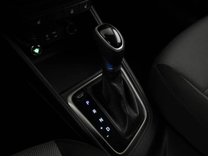 Седан Hyundai Solaris 2018 года, 1368444 рублей, Москва